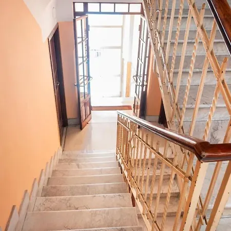 Honey's San Giovanni