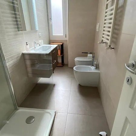 Honey's San Giovanni