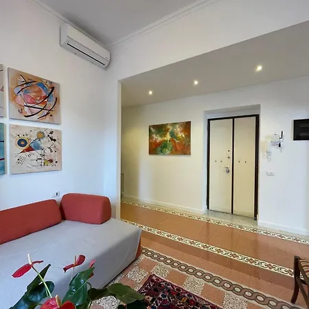 Honey's San Giovanni * Rom