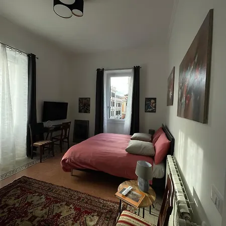 Honey's San Giovanni *