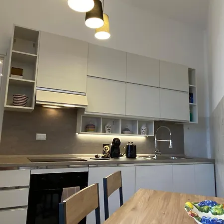 Honey's San Giovanni