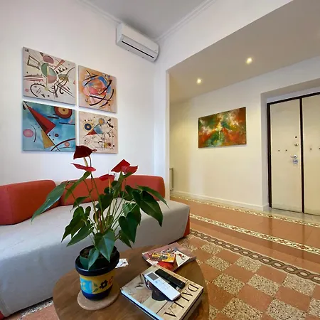 Honey's San Giovanni Rom